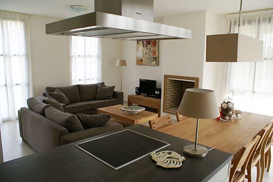 villa fronsac woonkamer chateau de salles